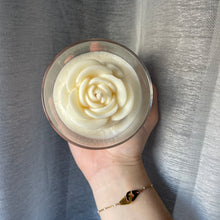 Charger l&#39;image dans la galerie, Bougie Parfumée Linge Propre
