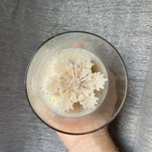 Charger l&#39;image dans la galerie, Bougie Sucre d’Orge
