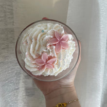 Charger l'image dans la galerie, Bougie Gourmande - Musc Blanc
